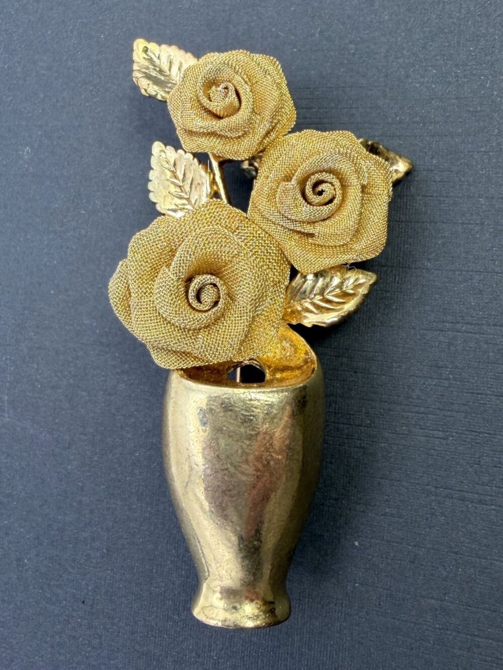 Vintage Mesh Rose Bouquet Vase Brooch Pin Gold Tone 2.75” Floral